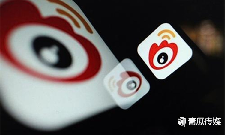 微博老矣：被抖音快手拍在沙灘上