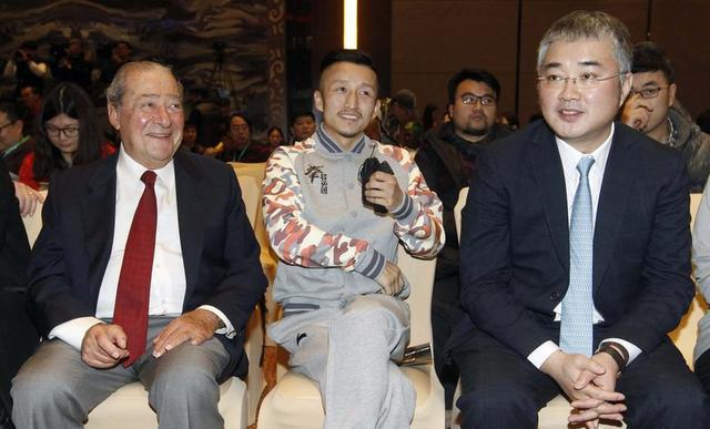 拳擊推廣人曝鄒市明與經(jīng)紀(jì)公司鬧掰 金腰帶懸了