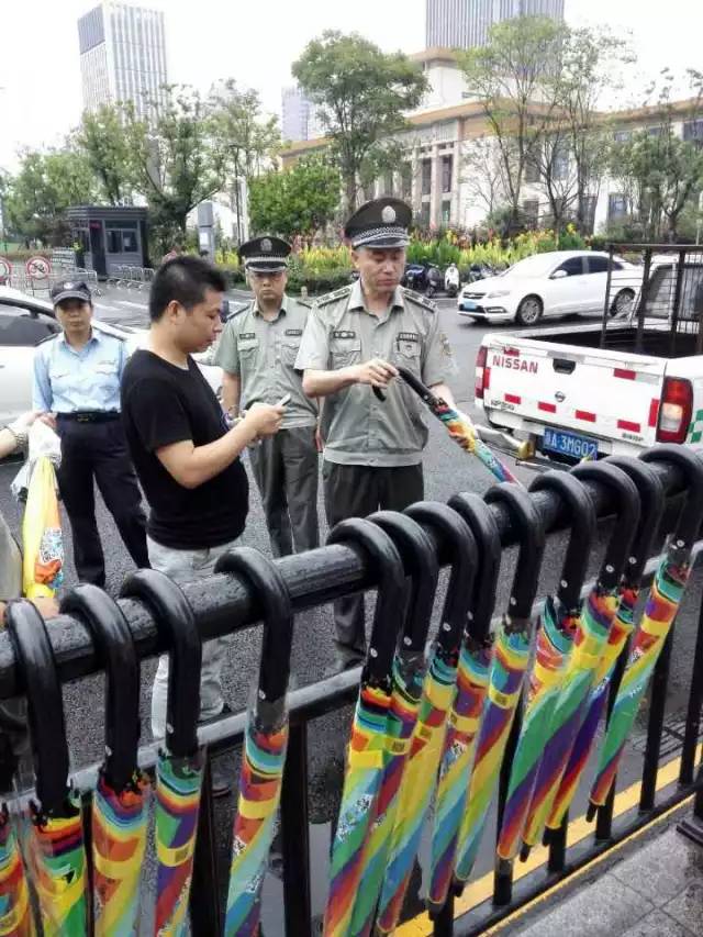 3萬把共享雨傘7天全軍覆沒！企業(yè)鼓勵(lì)用戶帶回家
