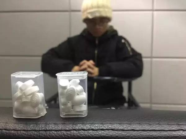 直播行業(yè)亂象，搗亂、暴食和送命，都是為錢？