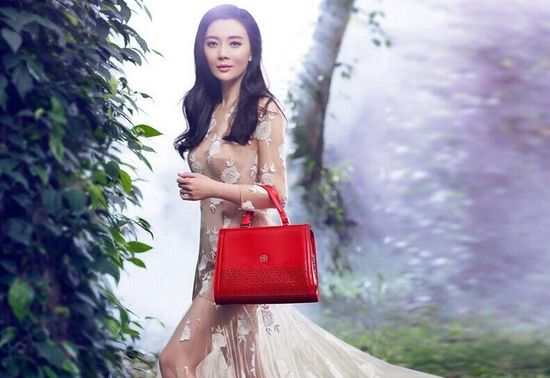 最牛皮具店：不怕互聯(lián)網(wǎng)沖擊 一年銷售12億